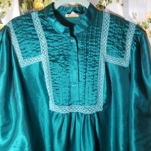 ⭐ 1X Ilise Stevens Vintage Nightgown